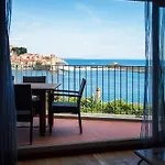 فندق Le Bon Port كولِيورْ