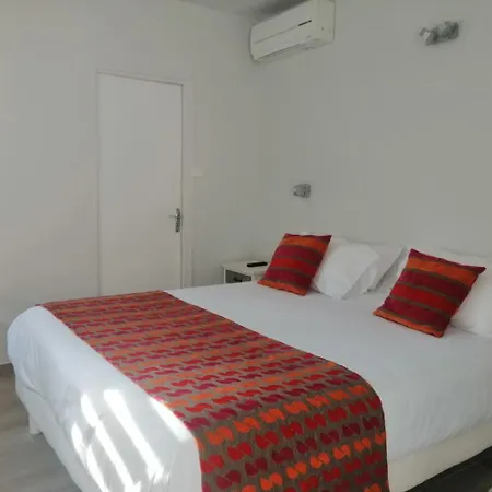 Hotel Le Bon Port 3*
