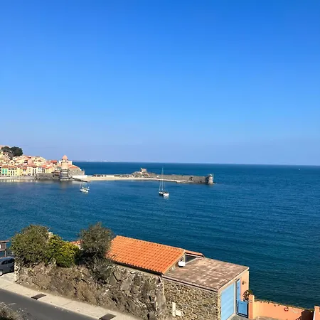 Le Bon Port 3* קוליור