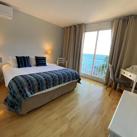 Hotel Le Bon Port 3*