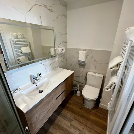 Hotel Le Bon Port 3*