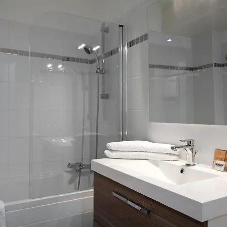 Le Bon Port Hotel