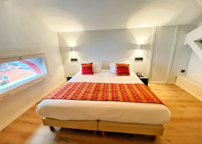 Le Bon Port Hotel 3*